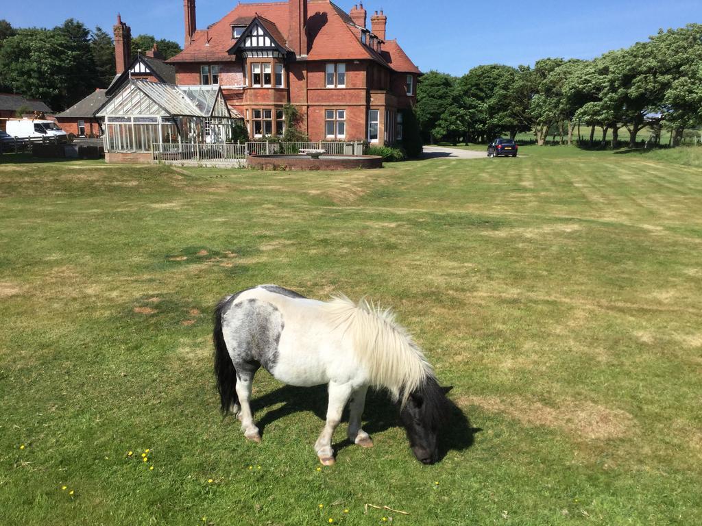 Sandhill House Troon Bagian luar foto